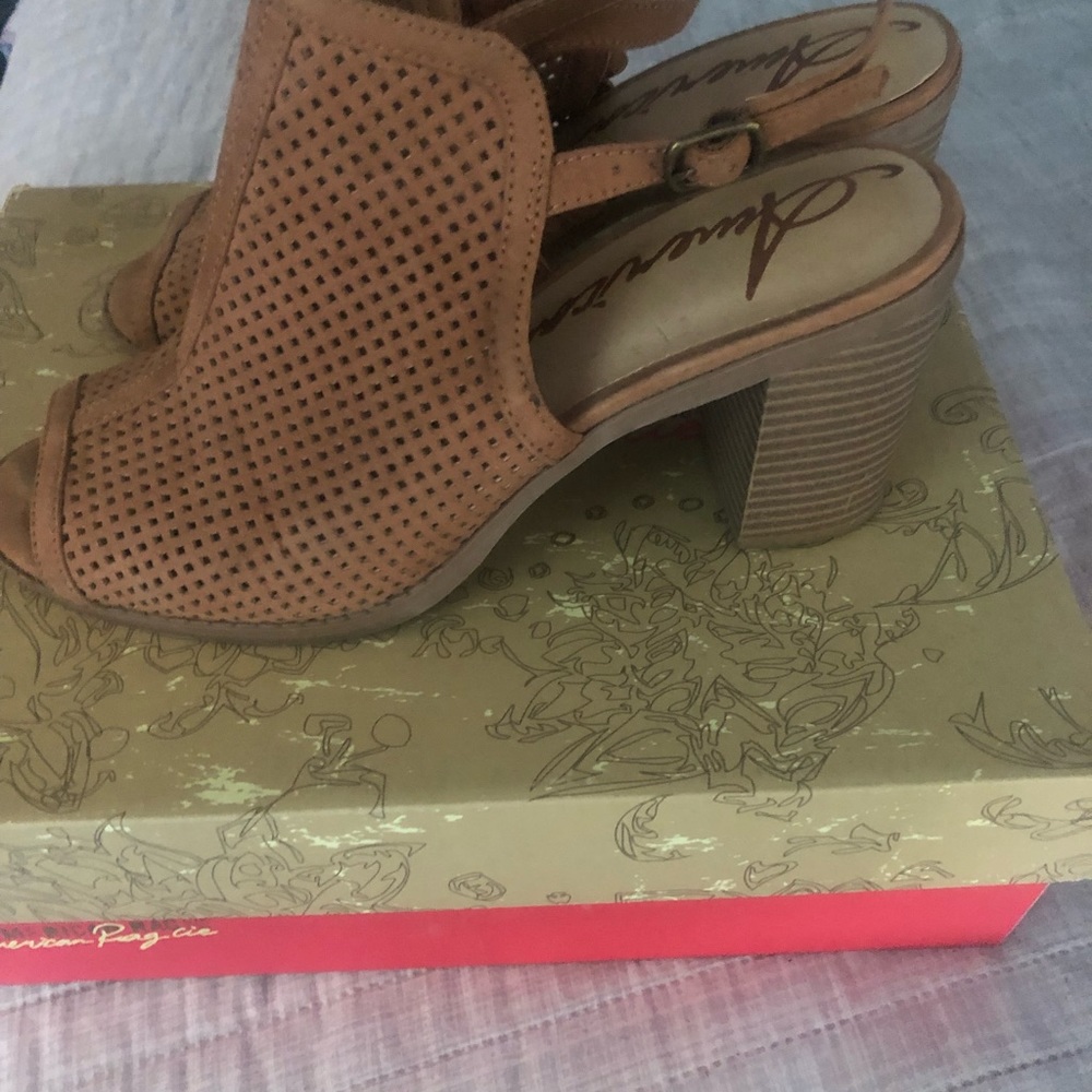 American Rag - Picture 2 of 2